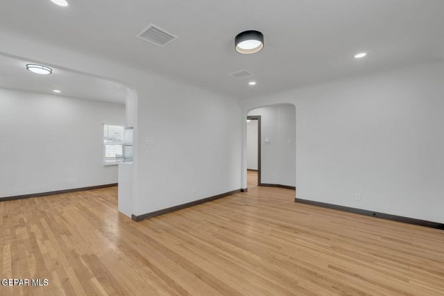 2402 N Kansas Street A, El Paso, TX 79902