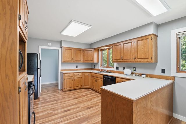 817 24th Avenue SW, Willmar, MN 56201