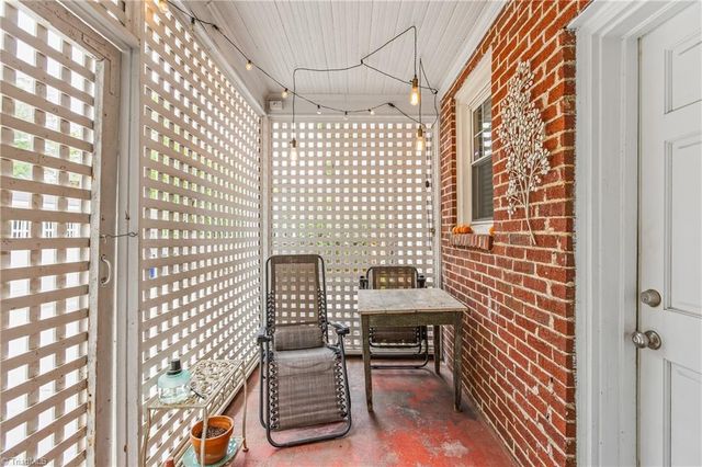 1526 Cloverdale Avenue, Winston-salem, NC 27104