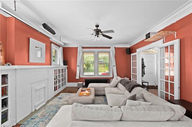 1526 Cloverdale Avenue, Winston-salem, NC 27104