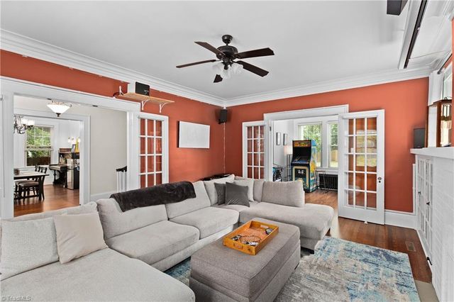 1526 Cloverdale Avenue, Winston-salem, NC 27104