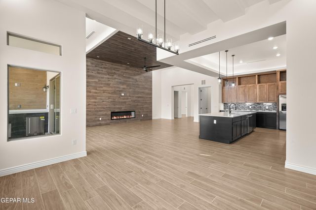 5646 RIVER RUN Street, El Paso, TX 79932