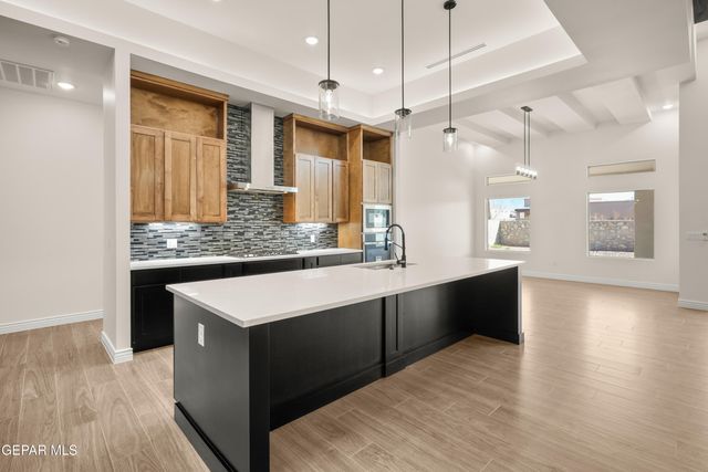 5646 RIVER RUN Street, El Paso, TX 79932