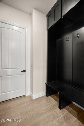 5646 RIVER RUN Street, El Paso, TX 79932