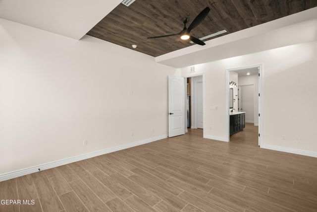 5646 RIVER RUN Street, El Paso, TX 79932