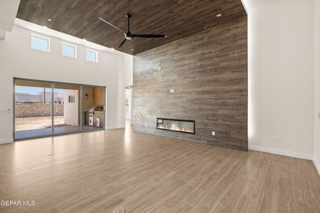 5646 RIVER RUN Street, El Paso, TX 79932