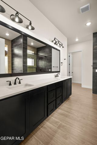 5646 RIVER RUN Street, El Paso, TX 79932