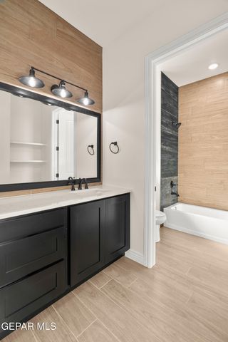 5646 RIVER RUN Street, El Paso, TX 79932