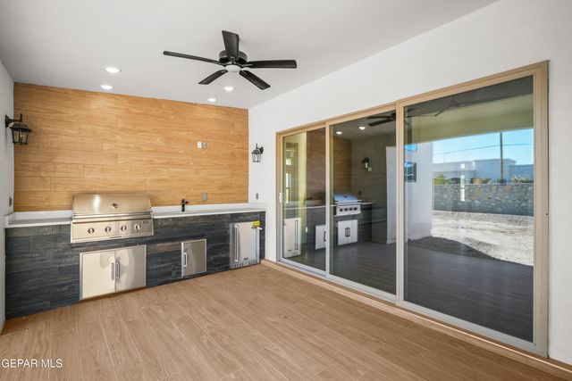 5646 RIVER RUN Street, El Paso, TX 79932