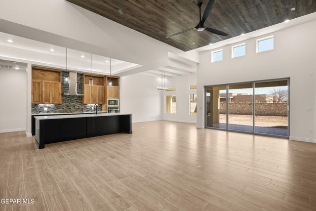 5646 RIVER RUN Street, El Paso, TX 79932