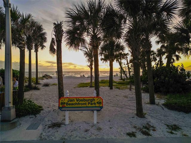 4112 36TH STREET W, Bradenton, FL 34205