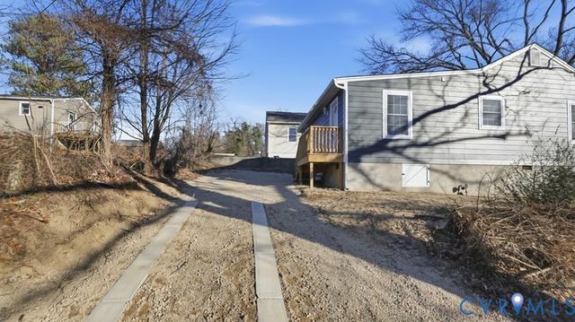 331 Walnut St, Petersburg, VA 23803