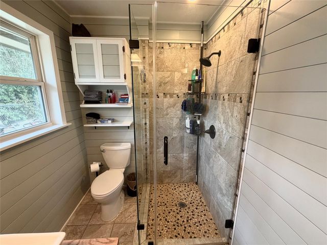 714 Center Way Street, Lake Jackson, TX 77566