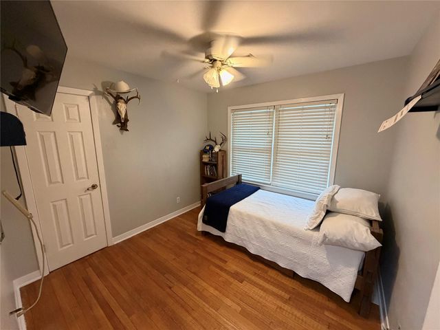 714 Center Way Street, Lake Jackson, TX 77566