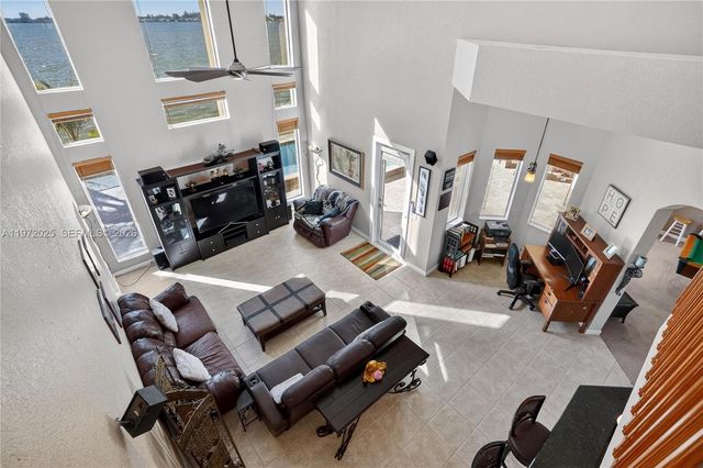 2324 SW 185th Ave, Miramar, FL 33029