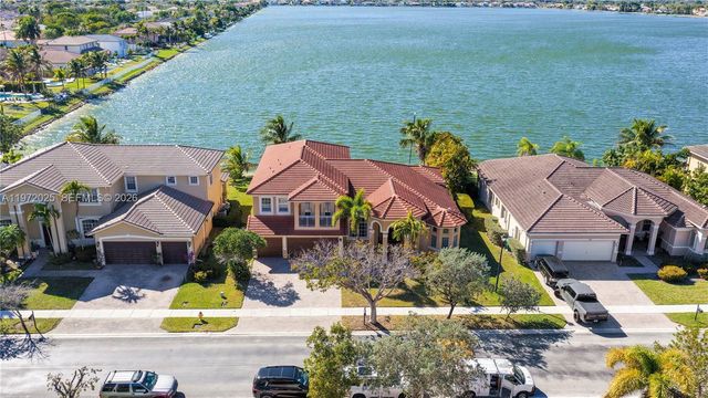 2324 SW 185th Ave, Miramar, FL 33029