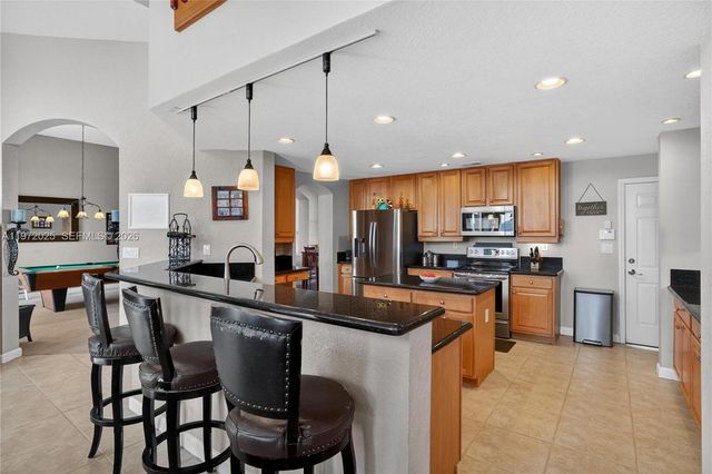 2324 SW 185th Ave, Miramar, FL 33029