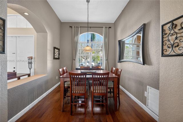 2324 SW 185th Ave, Miramar, FL 33029