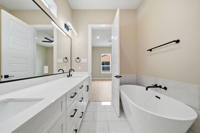 4013 Griggs Road K, Houston, TX 77021