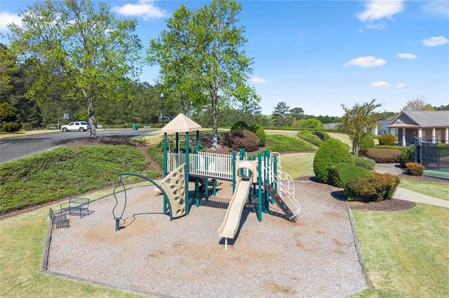 130 Santa Anita, Woodstock, GA 30189