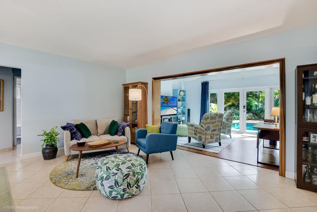 1568 NE 39th Street, Oakland Park, FL 33334