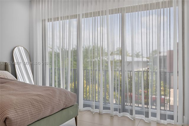 1404 NE 5th STREET, Fort Lauderdale, FL 33301