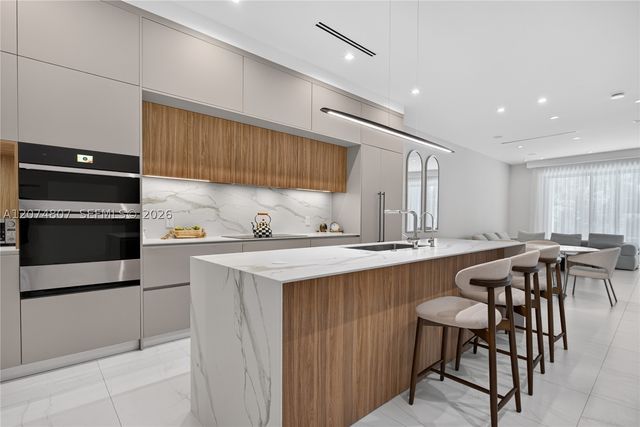 1404 NE 5th STREET, Fort Lauderdale, FL 33301