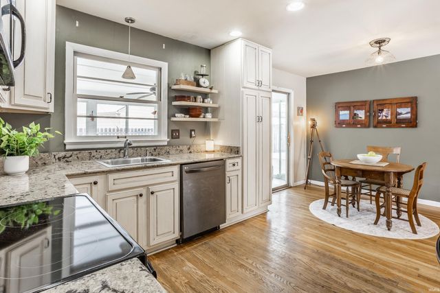 6252 Douglas Road, Indianapolis, IN 46220