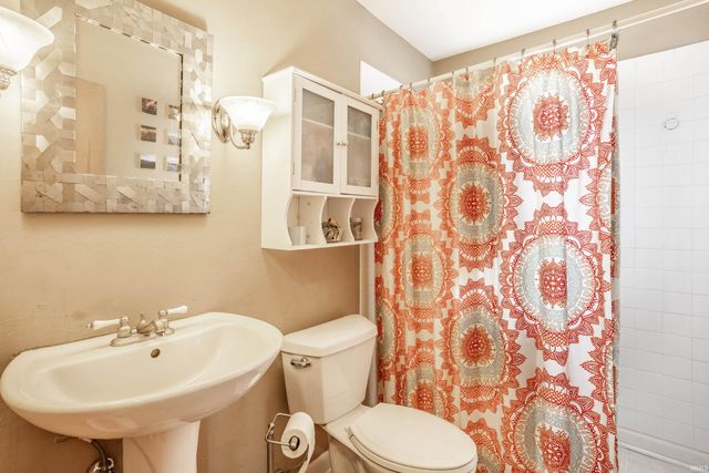 6252 Douglas Road, Indianapolis, IN 46220