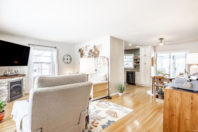 6252 Douglas Road, Indianapolis, IN 46220