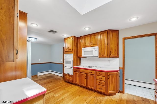 160 Degray St, North Haledon Boro, NJ 07508