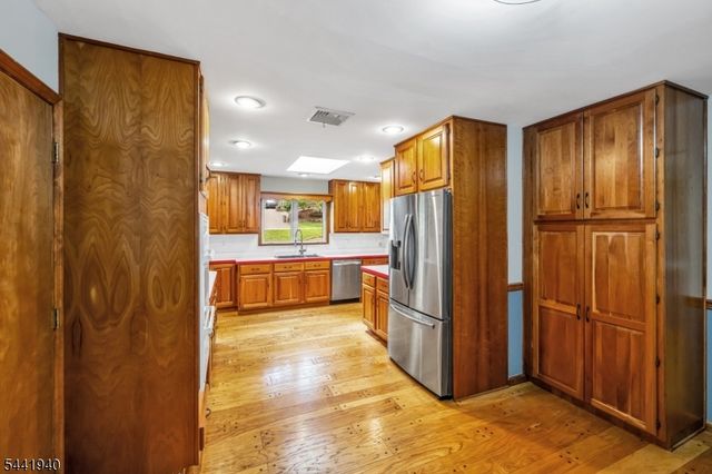 160 Degray St, North Haledon Boro, NJ 07508