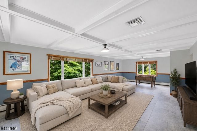 160 Degray St, North Haledon Boro, NJ 07508