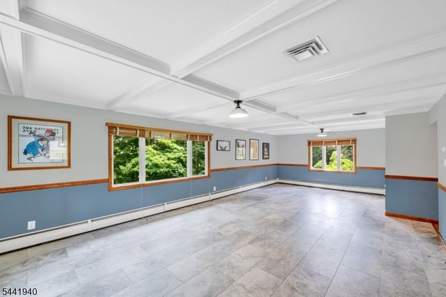 160 Degray St, North Haledon Boro, NJ 07508