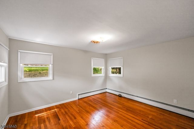 160 Degray St, North Haledon Boro, NJ 07508