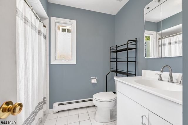 160 Degray St, North Haledon Boro, NJ 07508