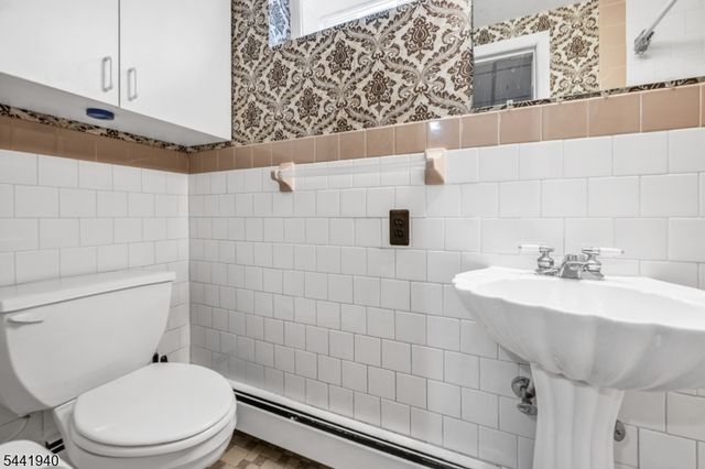 160 Degray St, North Haledon Boro, NJ 07508