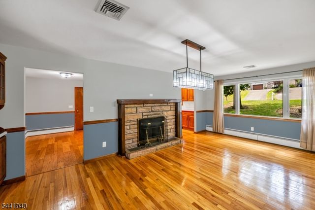 160 Degray St, North Haledon Boro, NJ 07508