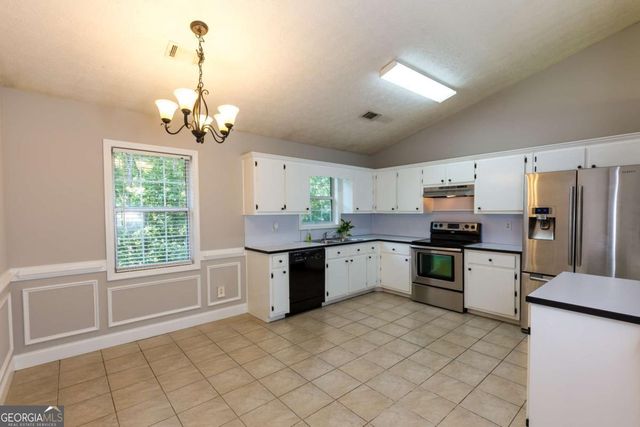 5501 Tory Way, Flowery Branch, GA 30542