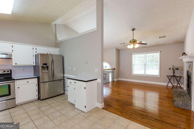 5501 Tory Way, Flowery Branch, GA 30542