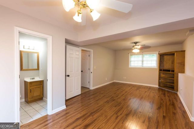 5501 Tory Way, Flowery Branch, GA 30542