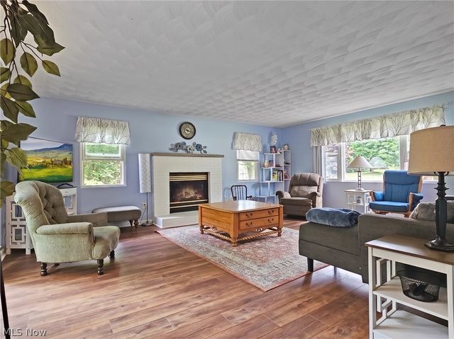 27304 White Road, Willoughby Hills, OH 44092