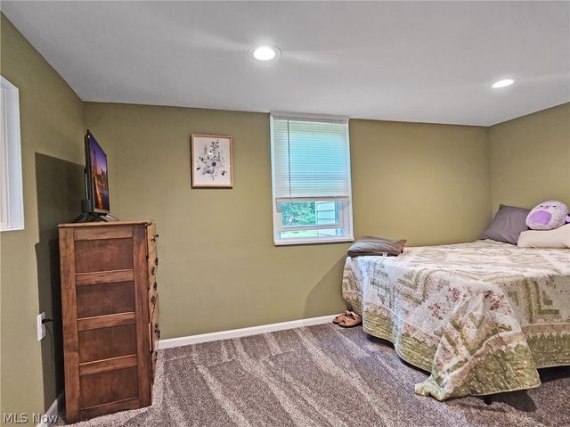 27304 White Road, Willoughby Hills, OH 44092