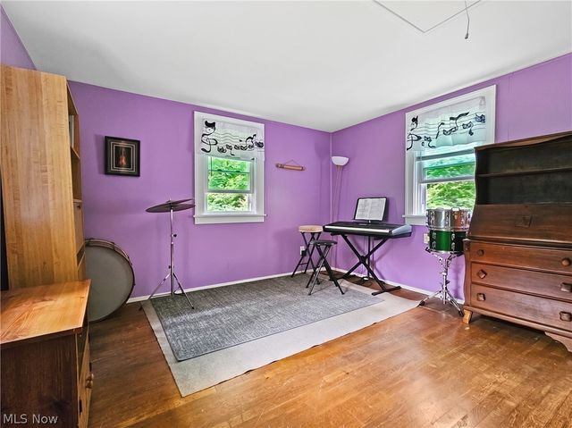 27304 White Road, Willoughby Hills, OH 44092