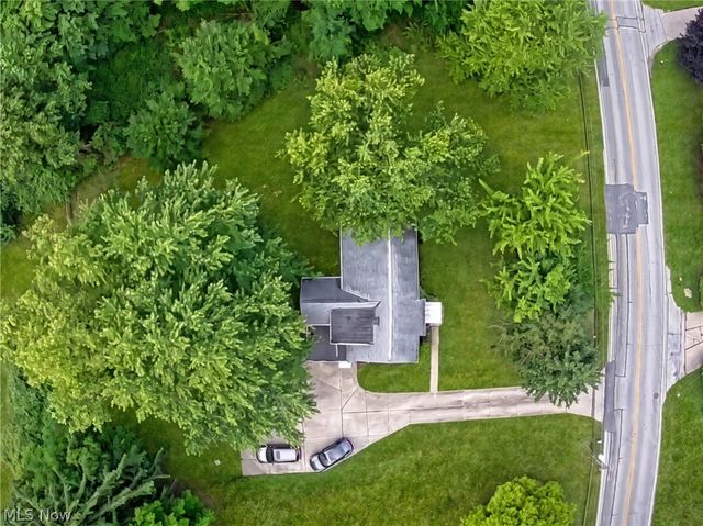 27304 White Road, Willoughby Hills, OH 44092