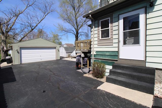 610 N Center Street, Beaver Dam, WI 53916