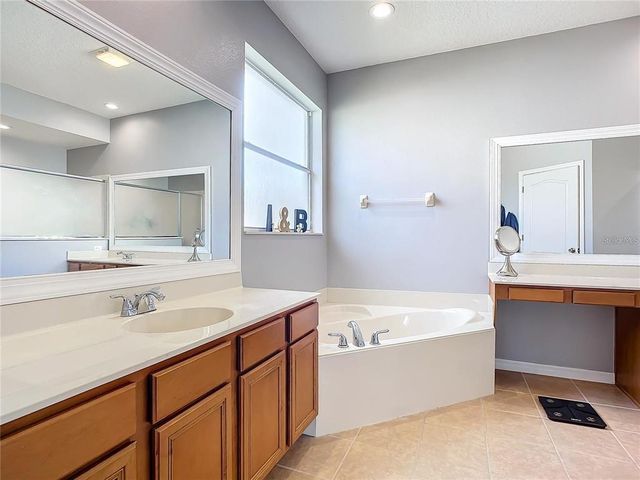220 BLUE CRYSTAL DRIVE, Deland, FL 32720