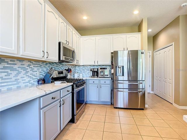 220 BLUE CRYSTAL DRIVE, Deland, FL 32720