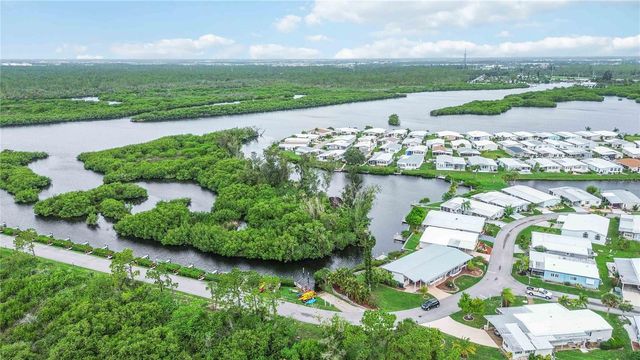 141 RAROTONGA ROAD, North Port, FL 34287