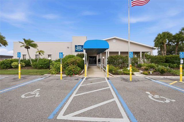 141 RAROTONGA ROAD, North Port, FL 34287